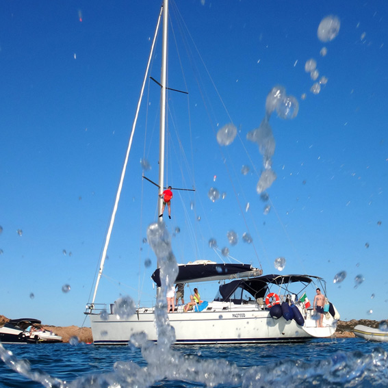 Barca vela Arcipelago della Maddalena Sardegna nord